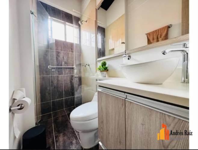 4 Dormitorio Habitaciones, ,4 BañoBathrooms,Apartamento,En Venta,1803366-V