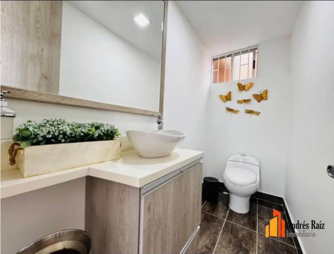 4 Dormitorio Habitaciones, ,4 BañoBathrooms,Apartamento,En Venta,1803366-V