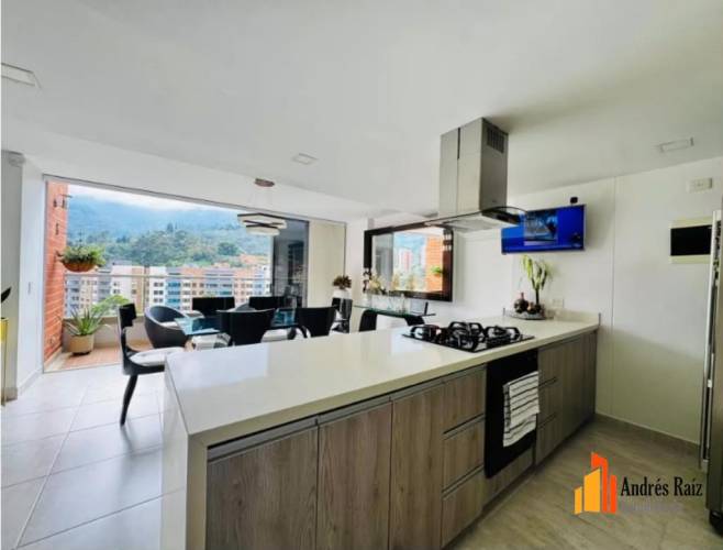 4 Dormitorio Habitaciones, ,4 BañoBathrooms,Apartamento,En Venta,1803366-V