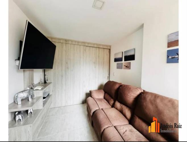 4 Dormitorio Habitaciones, ,4 BañoBathrooms,Apartamento,En Venta,1803366-V