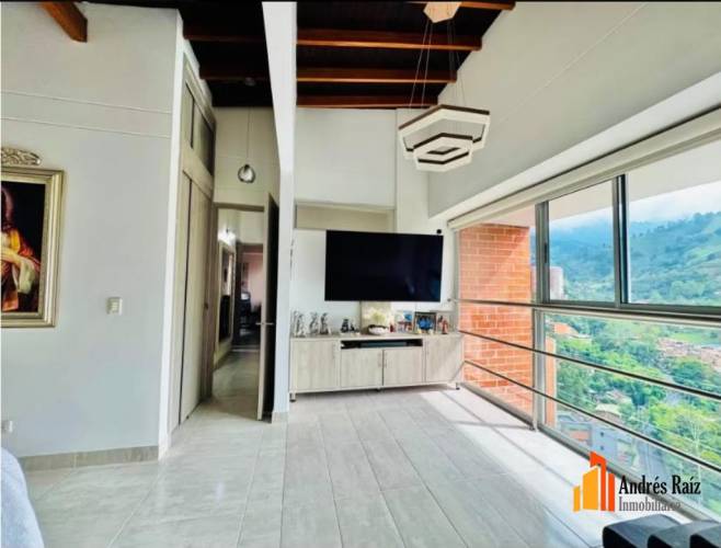 4 Dormitorio Habitaciones, ,4 BañoBathrooms,Apartamento,En Venta,1803366-V