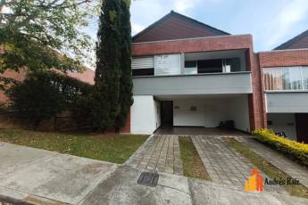 3 Dormitorio Habitaciones, ,3 BañoBathrooms,Casa,En Arriendo,1806440-A