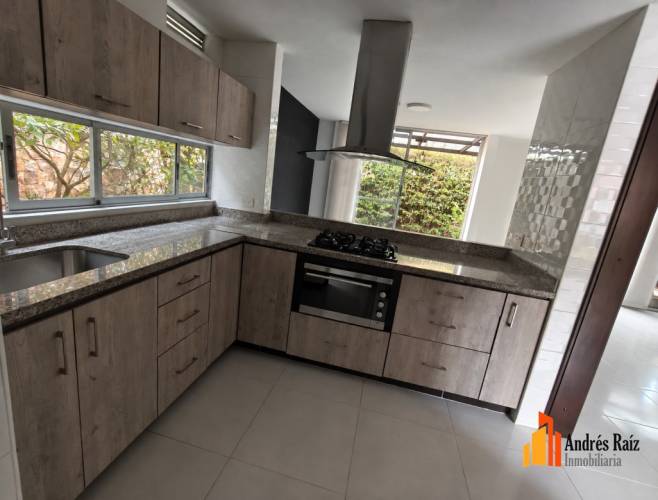 3 Dormitorio Habitaciones, ,3 BañoBathrooms,Casa,En Arriendo,1806440-A