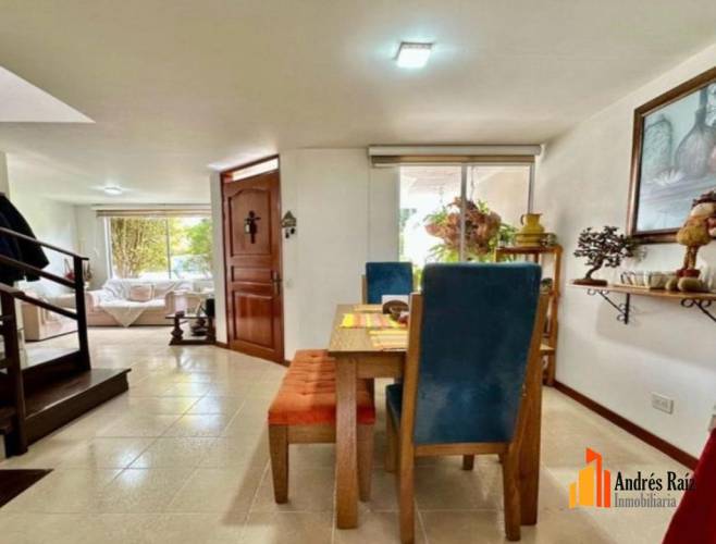 3 Dormitorio Habitaciones, ,3 BañoBathrooms,Apartamento,En Venta,1766455-V