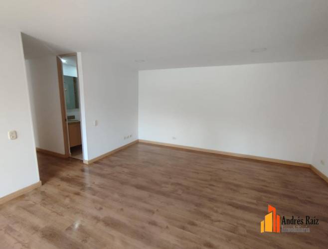 3 Dormitorio Habitaciones, ,2 BañoBathrooms,Apartamento,En Venta,1762136-V