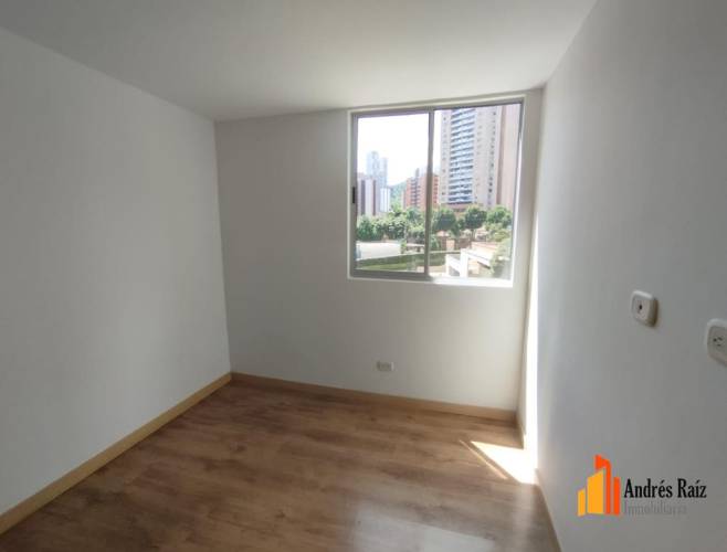 3 Dormitorio Habitaciones, ,2 BañoBathrooms,Apartamento,En Venta,1762136-V