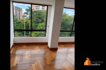 3 Dormitorio Habitaciones, ,3 BañoBathrooms,Apartamento,En Venta,1758709-V