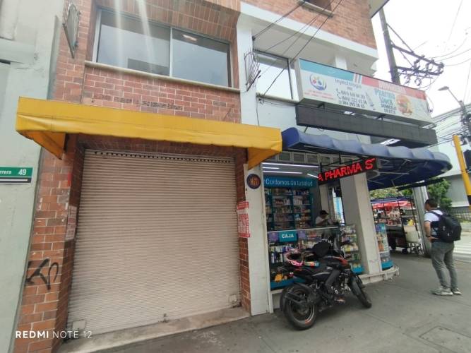 2 BathroomsBathrooms,Local,En Arriendo,1566