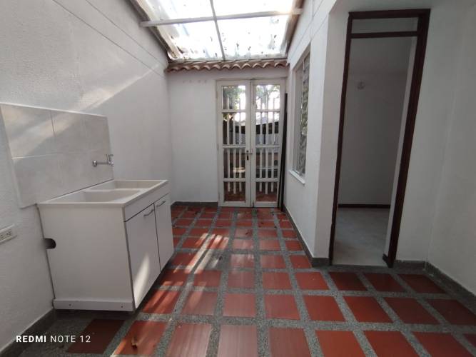 4 Habitaciones Habitaciones, ,Casa,En Venta,1639