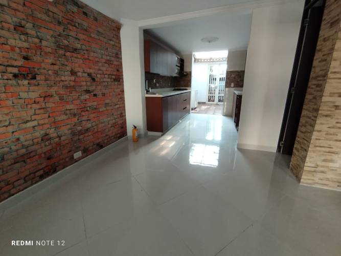 4 Habitaciones Habitaciones, ,Casa,En Venta,1639