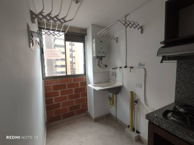 3 Habitaciones Habitaciones, ,1 BañoBathrooms,Apartamento,En Arriendo,1708 3 Habitaciones Habitaciones, ,1 BañoBathrooms,Apartamento,En Arriendo,1708