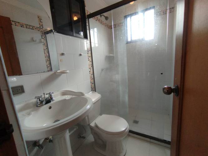 2 Habitaciones Habitaciones, ,2 BathroomsBathrooms,Apartamento,En Arriendo,1761