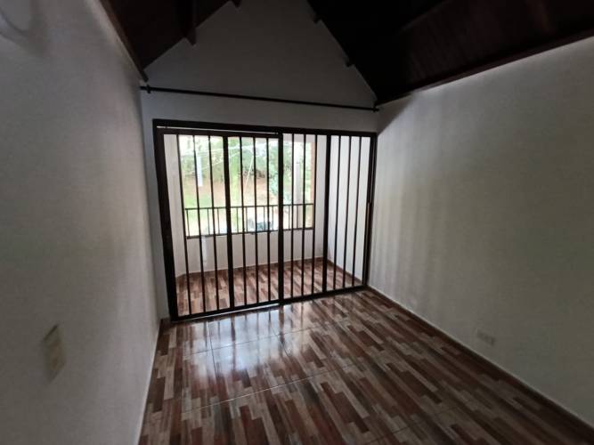 3 Habitaciones Habitaciones, ,Casa,En Arriendo,1804