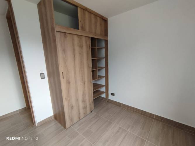 2 Habitaciones Habitaciones, ,1 BañoBathrooms,Apartamento,En Venta,1805