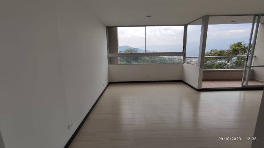 3 Habitaciones Habitaciones, ,2 BathroomsBathrooms,Apartamento,En Arriendo,1808