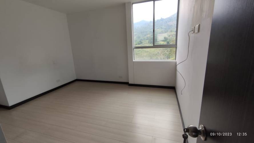 3 Habitaciones Habitaciones, ,2 BathroomsBathrooms,Apartamento,En Arriendo,1808