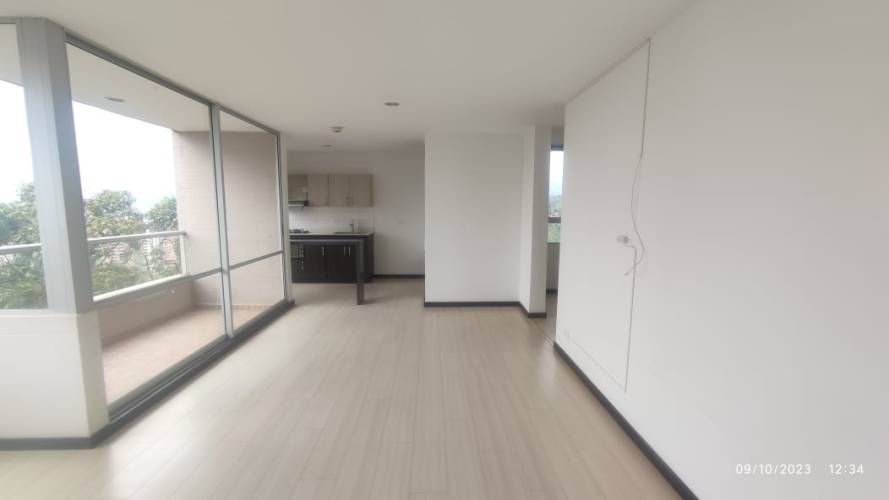 3 Habitaciones Habitaciones, ,2 BathroomsBathrooms,Apartamento,En Arriendo,1808