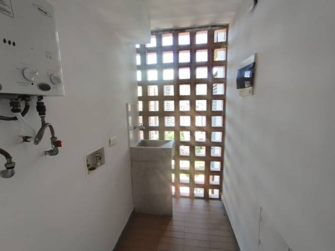 3 Habitaciones Habitaciones, ,2 BathroomsBathrooms,Apartamento,En Arriendo,1809
