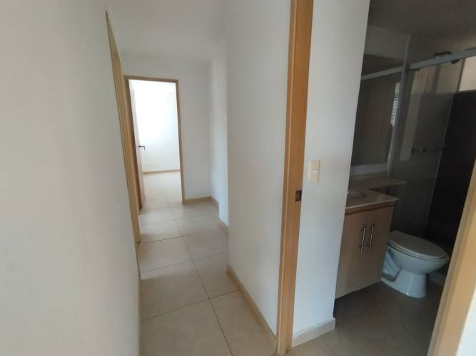 3 Habitaciones Habitaciones, ,2 BathroomsBathrooms,Apartamento,En Arriendo,1809