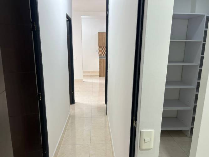 3 Habitaciones Habitaciones, ,2 BathroomsBathrooms,Apartamento,En Arriendo,1810