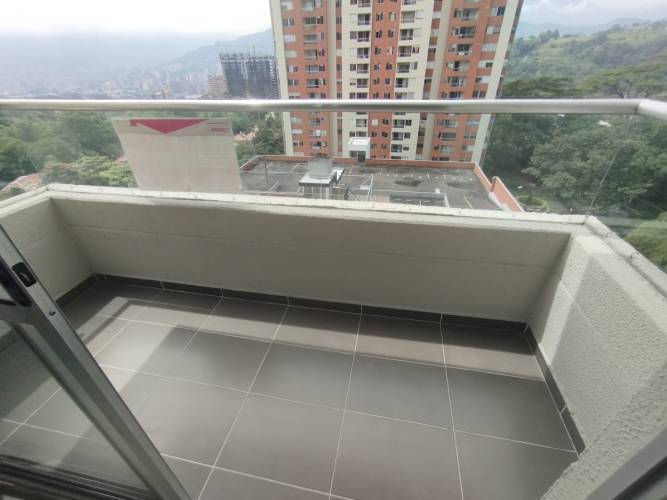 3 Habitaciones Habitaciones, ,2 BathroomsBathrooms,Apartamento,En Arriendo,1816