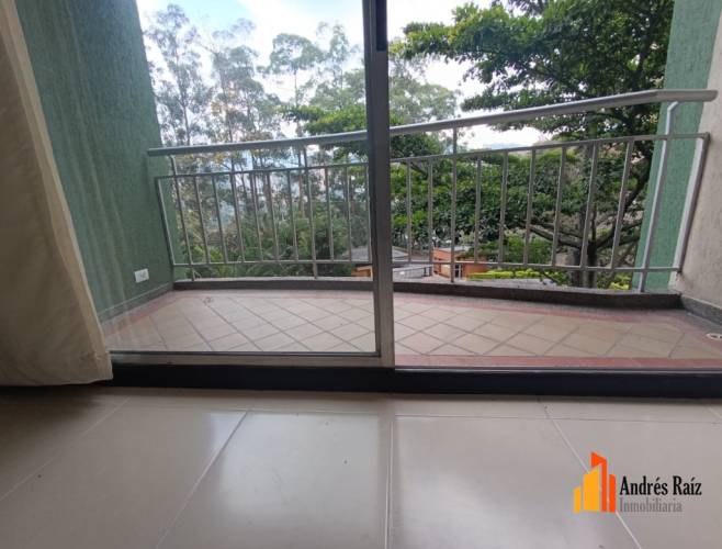 3 Habitaciones Habitaciones, ,2 BathroomsBathrooms,Apartamento,En Arriendo,1818