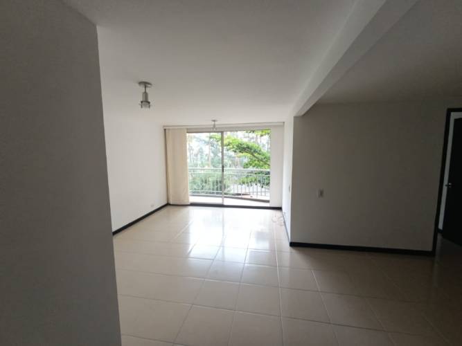 3 Habitaciones Habitaciones, ,2 BathroomsBathrooms,Apartamento,En Arriendo,1818