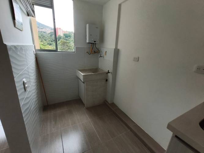 3 Habitaciones Habitaciones, ,2 BathroomsBathrooms,Apartamento,En Arriendo,1819