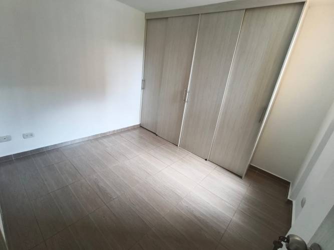 3 Habitaciones Habitaciones, ,2 BathroomsBathrooms,Apartamento,En Arriendo,1819