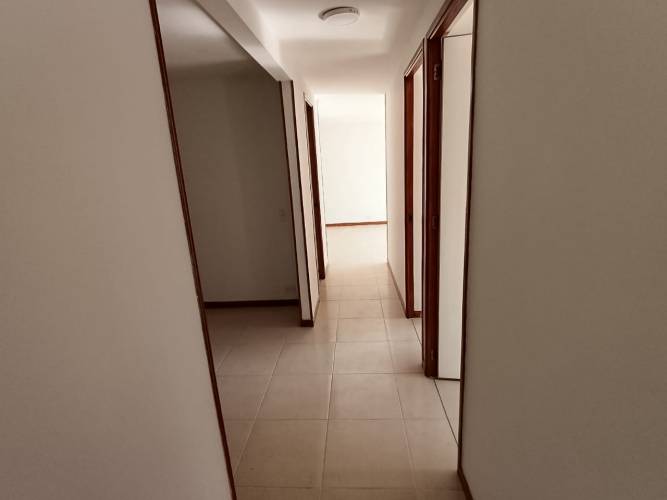 3 Habitaciones Habitaciones, ,2 BathroomsBathrooms,Apartamento,En Arriendo,1827