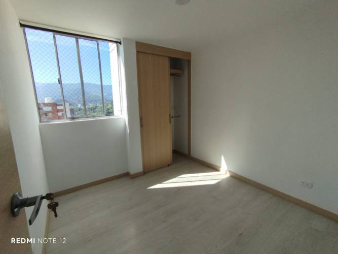 3 Habitaciones Habitaciones, ,2 BathroomsBathrooms,Apartamento,En Arriendo,1830