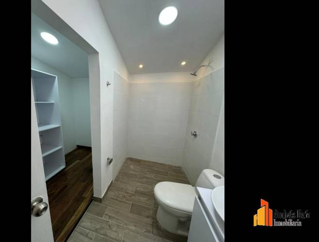 4 Habitaciones Habitaciones, ,Casa,En Arriendo,1789592-A