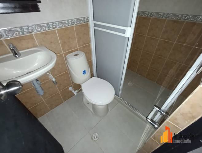 4 Habitaciones Habitaciones, ,Casa,En Arriendo,1789061-A