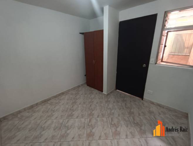 4 Habitaciones Habitaciones, ,Casa,En Arriendo,1789061-A