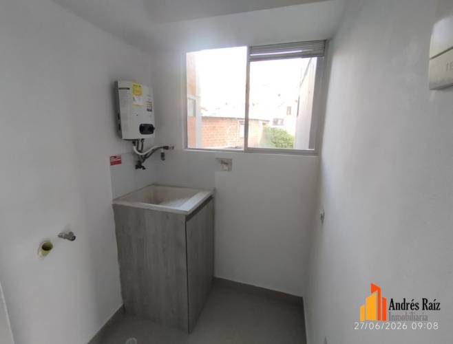 3 Habitaciones Habitaciones, ,2 BathroomsBathrooms,Apartamento,En Venta,1791912-V