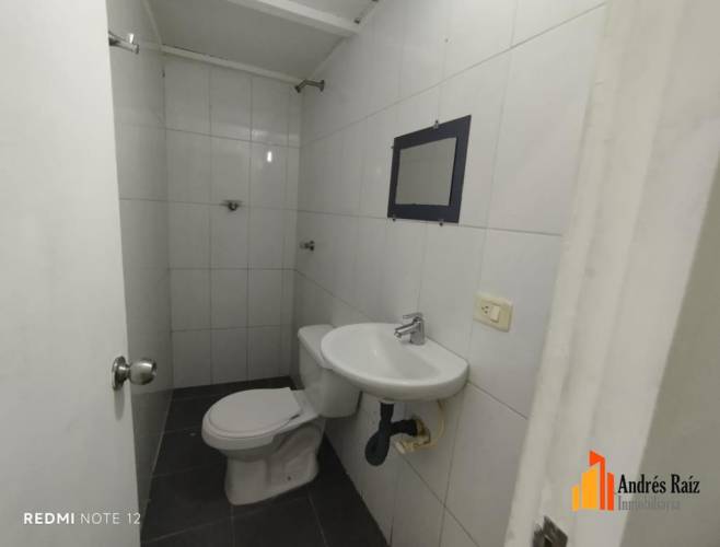 0 , ,Local,En Arriendo,1801352-A