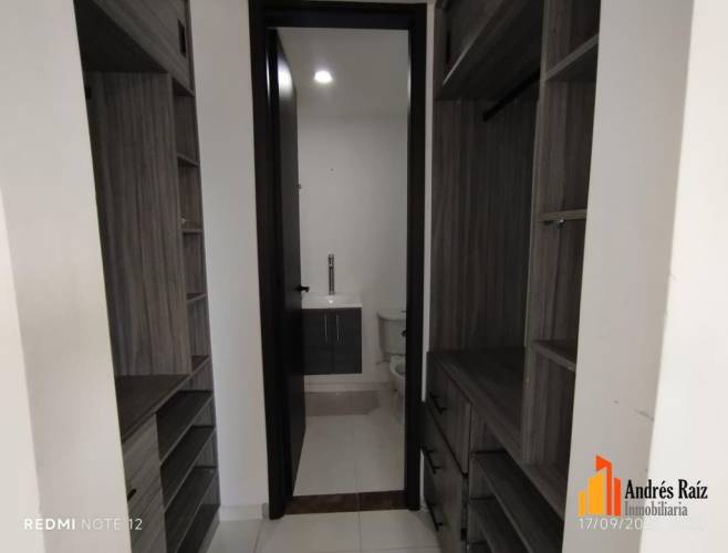 3 Dormitorio Habitaciones, ,2 BañoBathrooms,Apartamento,En Venta,1802934-V